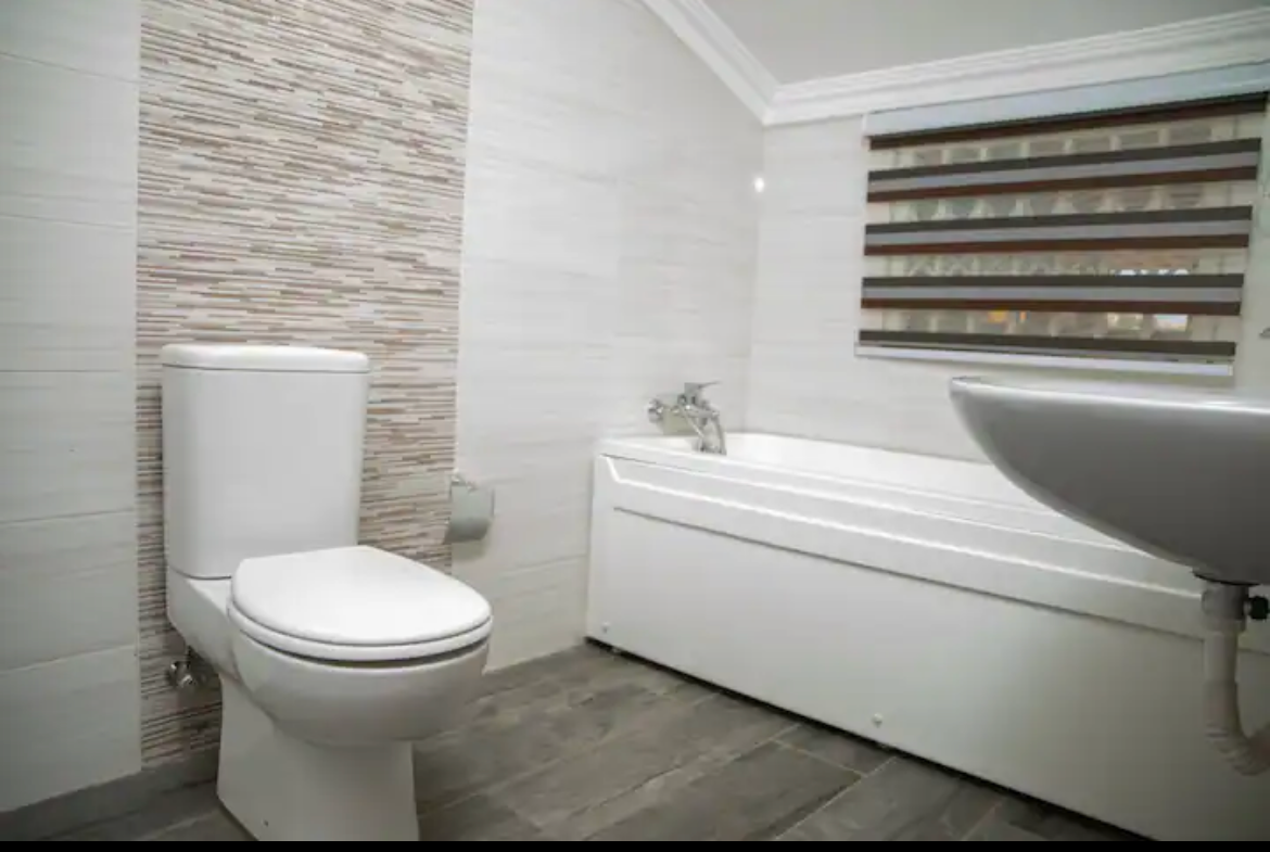 Luxury Hilltop Mansion in Tema