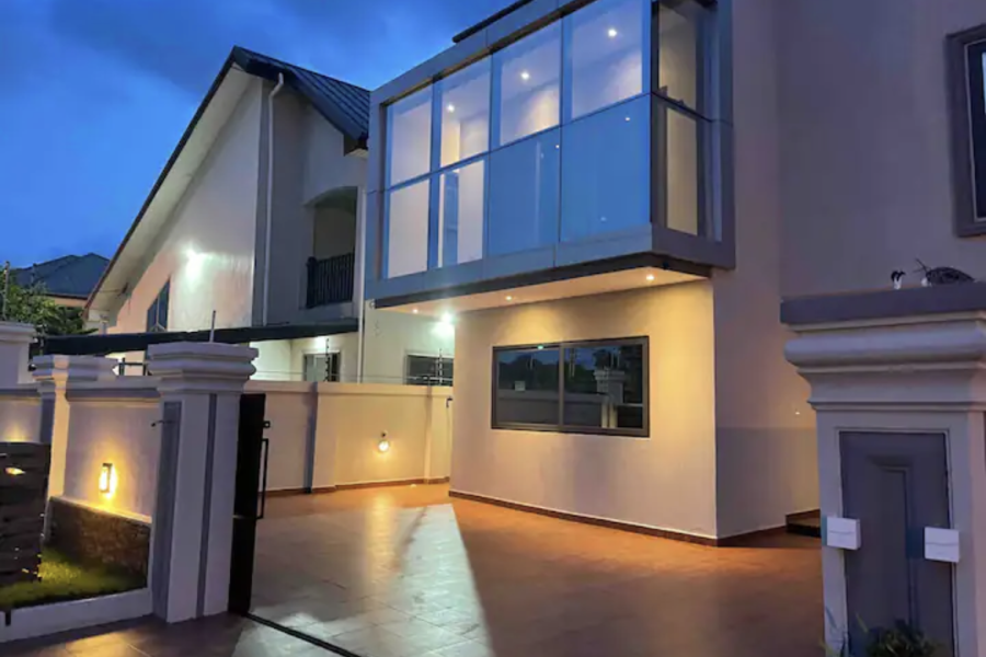 Villa in Accra